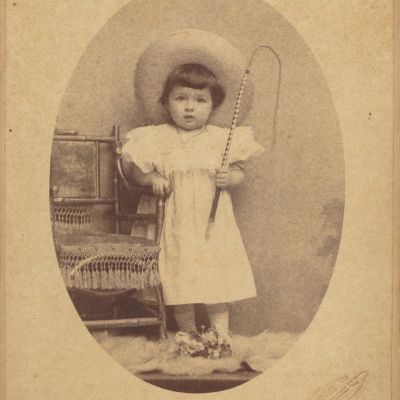 HR-DAOS-2035 3.14., Zbirka fotografija, dječji studijski portret