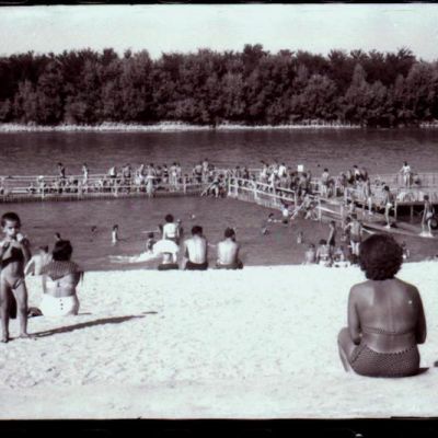 HR-DAOS-965 19.4.1. Zbirka fotografija Bože Plevnika, obala Drave